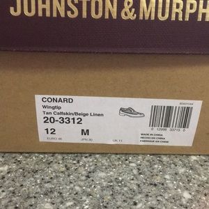Johnston & Murphy Wingtip lace shoes
